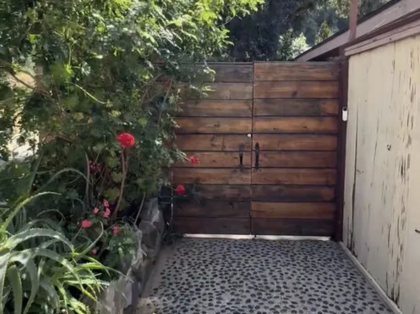 2451 Nichols Canyon Rd, Los Angeles, CA 90046