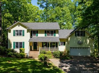 10312 Stonemede Ln, Matthews, NC 28105