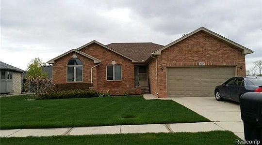 1st image of 15675 Eskelinen Dr