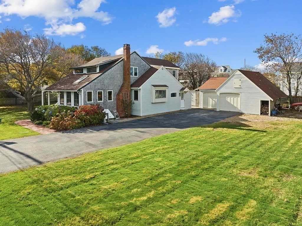 4 bed, 2.0 bath, 1980 sqft, $5,000 — Photo 3