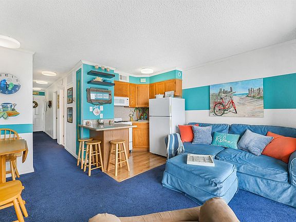 3rd image of 6102 Seawall Blvd #353