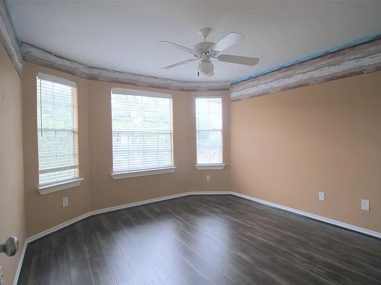 19927 Black Canyon Dr — Photo 30