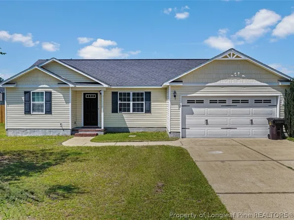 46 Hybrid Ln, Linden, NC 28356