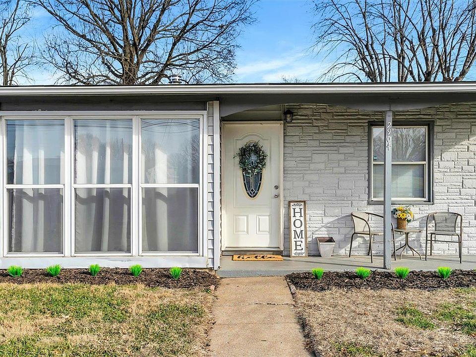 1st image of 2904 Dale Ave