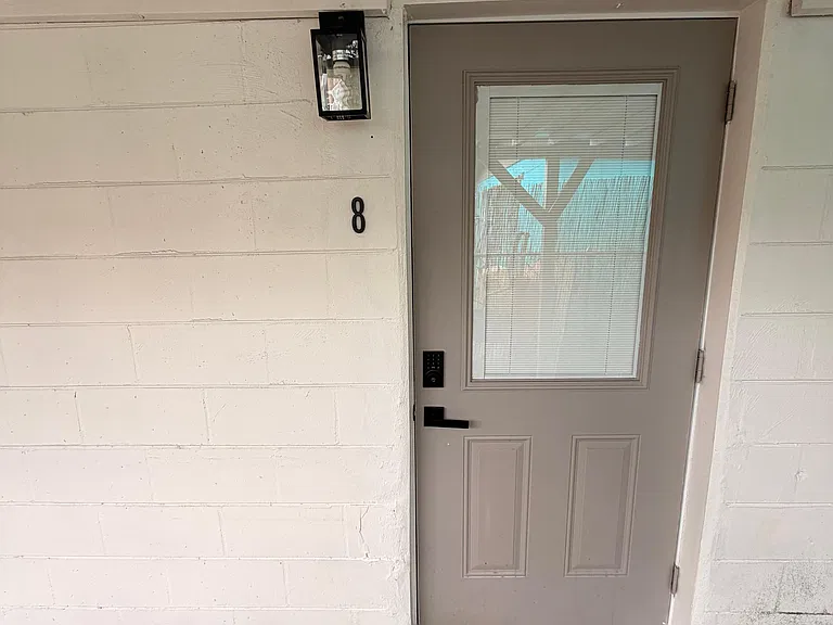 3505 E 38th Ave #8 — Photo 4