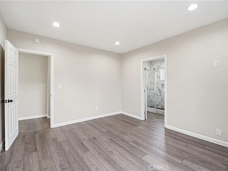 7620 Variel Ave — Photo 20