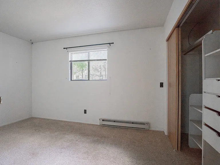 5383 Glenwood Ln — Photo 17