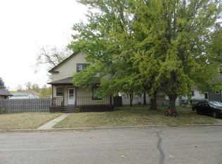 303 3rd Ave W, Velva, ND 58790