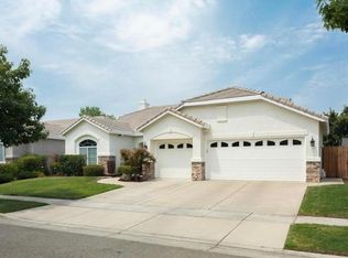 1833 Colin Ct, Yuba City, CA