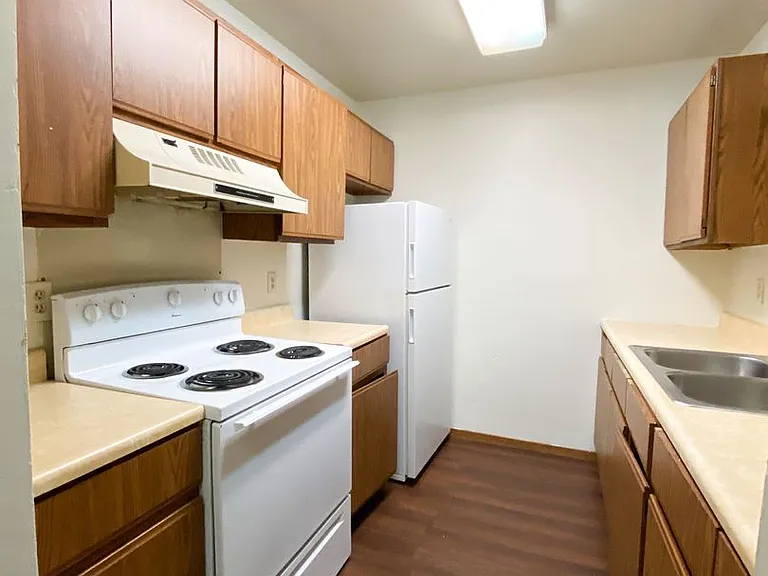 Southside Apartments — Photo 19