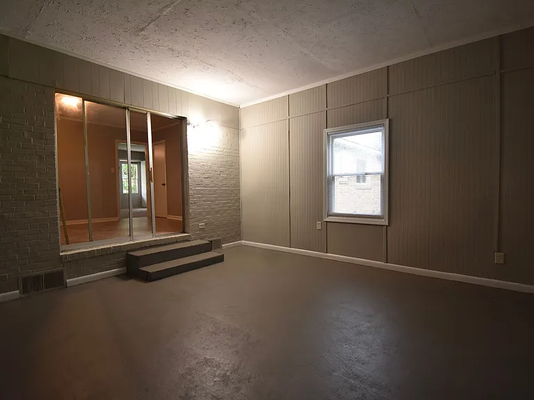 5138 Longbranch Dr — Photo 14