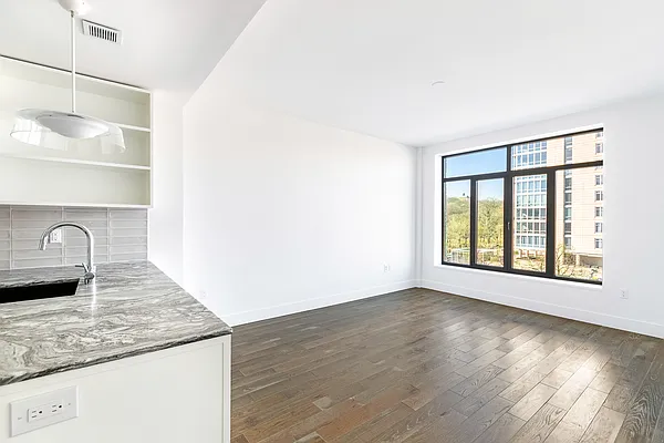 Rented by Compass | media 12