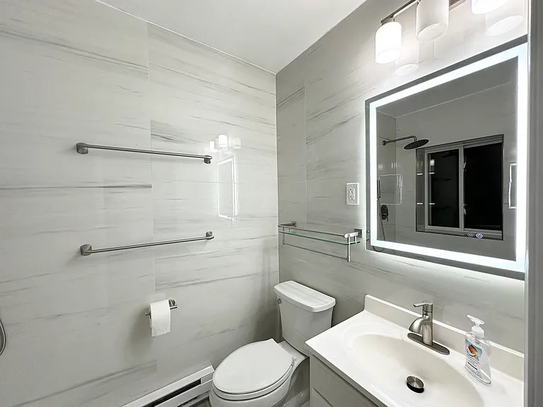 200 Kelton St #34 — Photo 11