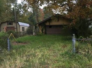 180 Summit Dr, livingston, TX 77351