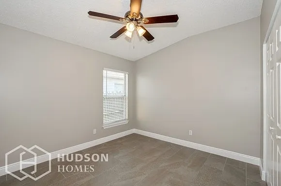 11220 Huxley Ave — Photo 11