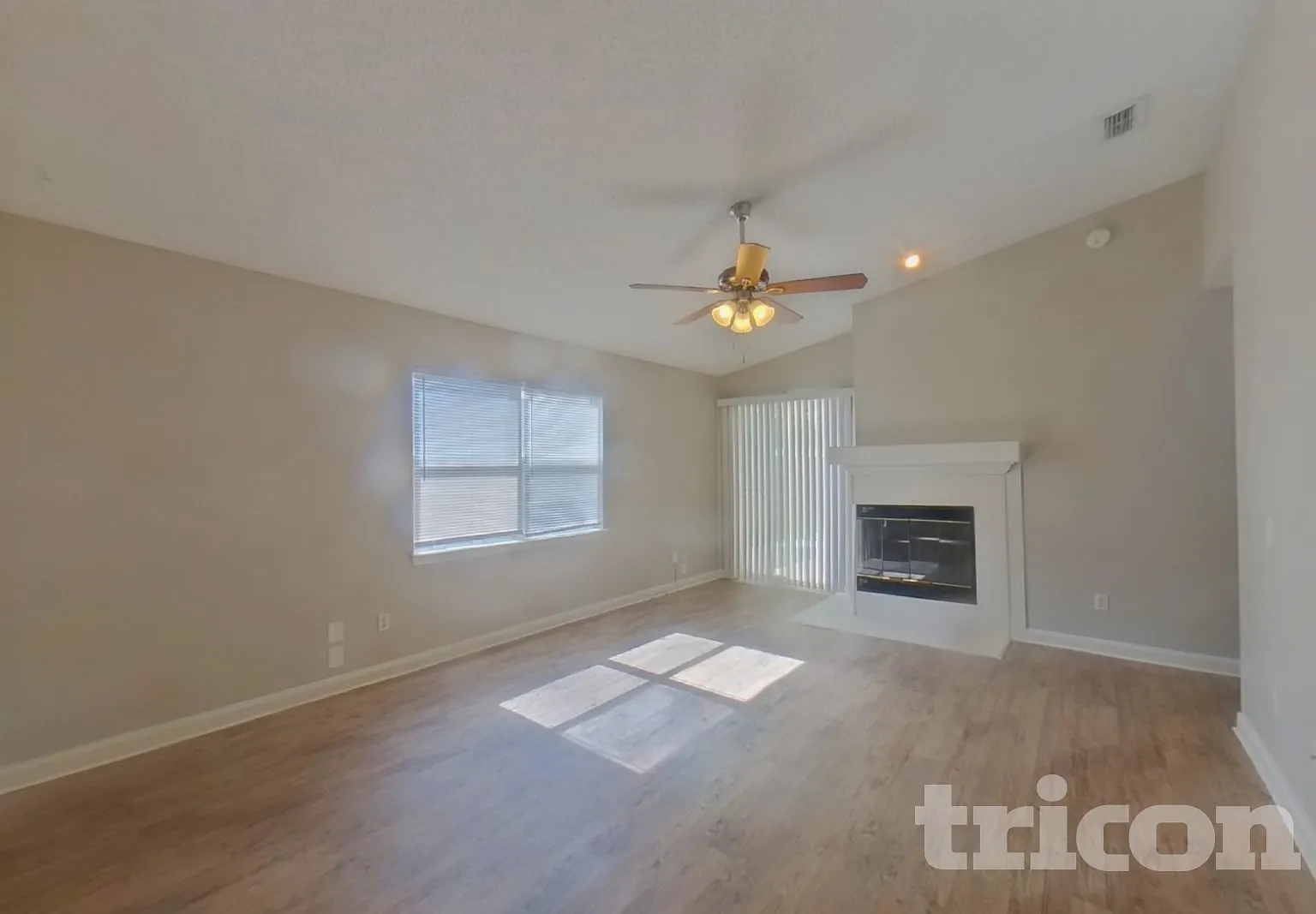 10819 Grand Central Place N Jacksonville FL — Photo 3