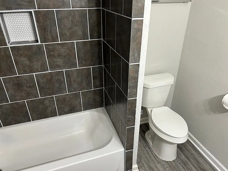 207 Sunset Heights Ave — Photo 13