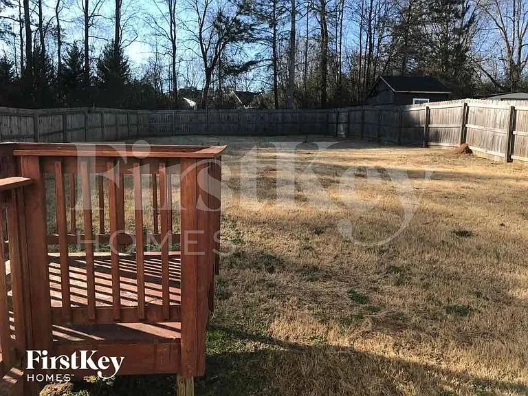 182 Prescott Ct — Photo 15
