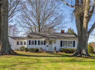 2151 S Hawthorne Rd, Winston Salem, NC 27103