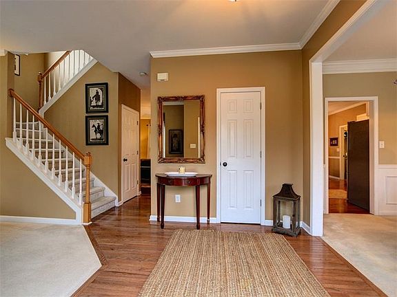 3rd image of 3909 Concord Walk Dr SE