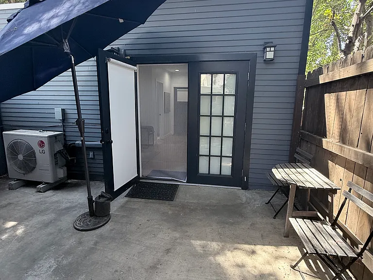 La Senda Pl — Photo 1