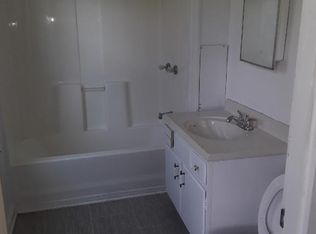 4001-4003 Oneida St #4003-APT 3, New Hartford, NY 13413