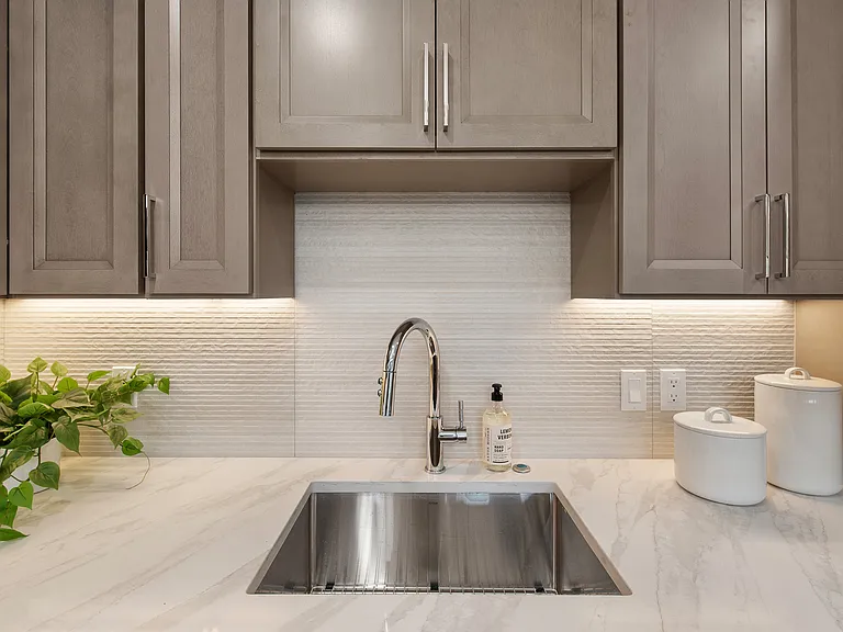 72 Hyde Park Ave #4 — Photo 5