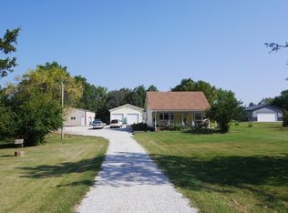 513 W Urbandale Dr, Moberly, MO 65270