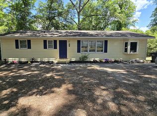 826 Oak Ridge Dr, Perry, GA 31069