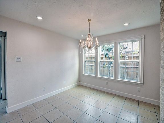 5th image of 1306 Mimosa Rd