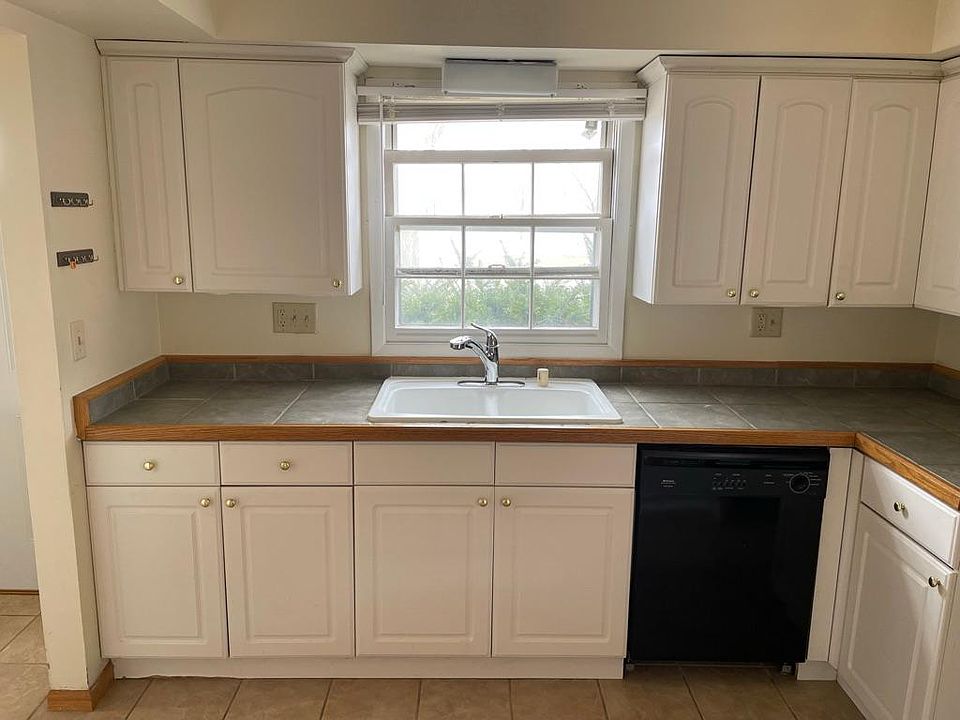 1st image of 6135 W Nebraska Ave APT 1
