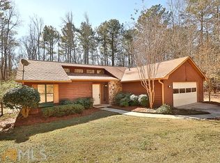 265 Huntcliff Ct, Fayetteville, GA 30214