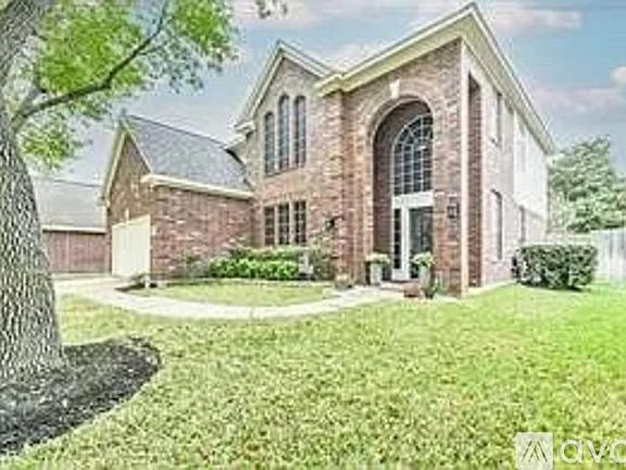 2nd image of 7035 Clustering Oak Ct