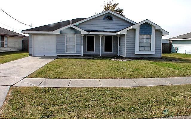1st image of 18 Sharen Pl