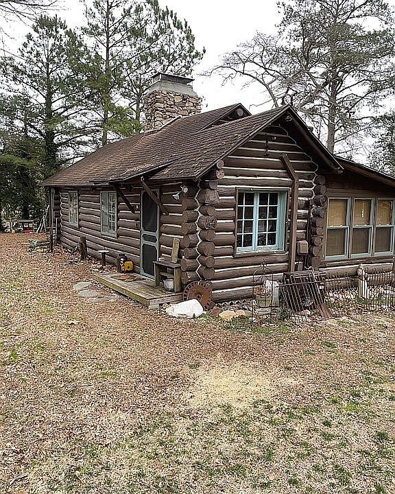 2nd image of 5623 Beach Haven Rd