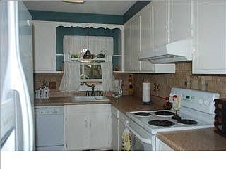 1st image of 103 Carlton Ct