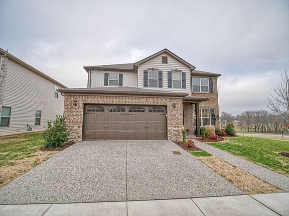 3rd image of 326 Lola Ln
