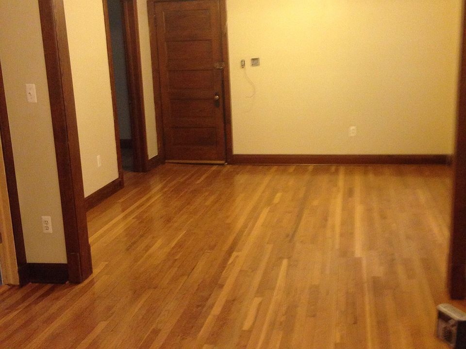 2nd image of 3138 W School St
