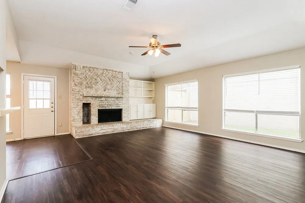 3 bed, 2.0 bath, 1622 sqft, $1,875 — Photo 3
