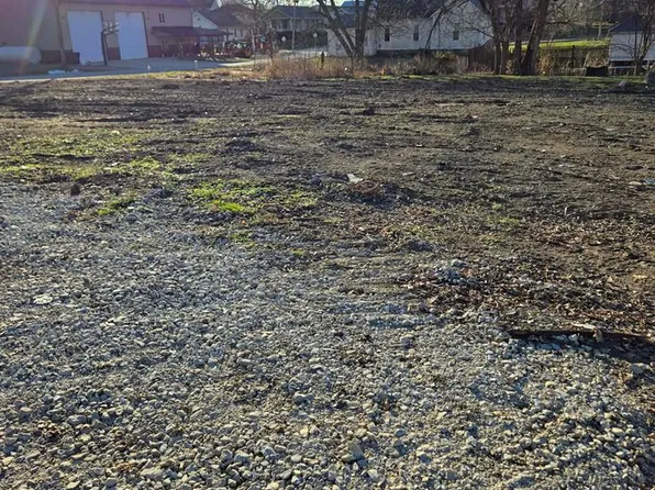 204 S 19th St, Unionville, MO 63565