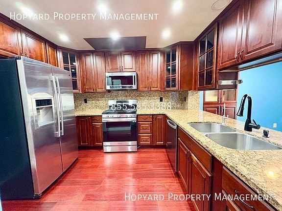 4th image of 4129 Stanley Blvd