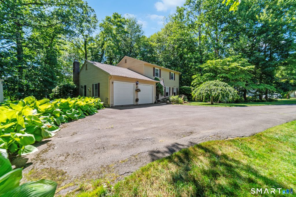 105 Inwood Lane, Bristol, CT - View 3