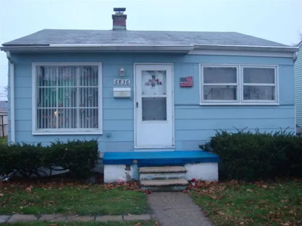 6836 Continental Ave, Warren, MI 48091