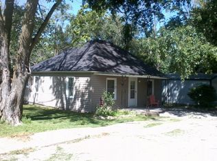 407 Lock Springs Vine St, Jamesport, MO 64648