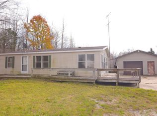 1231 W Howard Rd, Beaverton, MI 48612