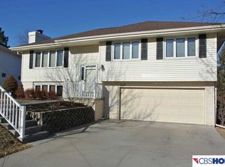 1517 S 141st Cir, Omaha, NE 68144