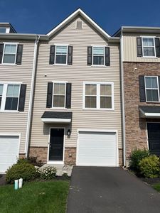 7527 Clayton Ave, Coopersburg, PA, 18036