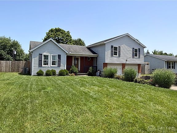 3rd image of 242 Bernard Dr