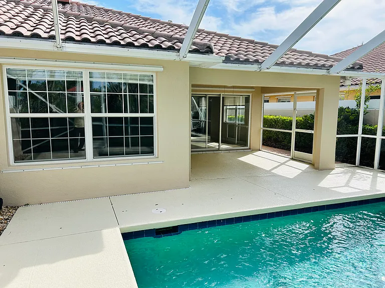 15401 Orlanda Dr — Photo 26