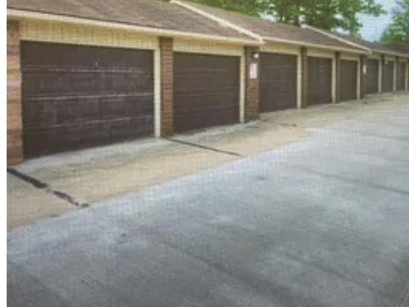 5th image of 8621 Scenicview Dr APT 102